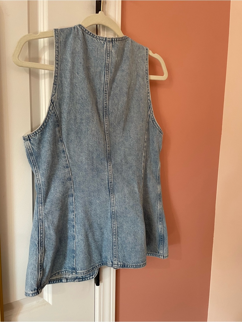 Madewell Light Blue Washed Denim Button Vest - Picture 4 of 6